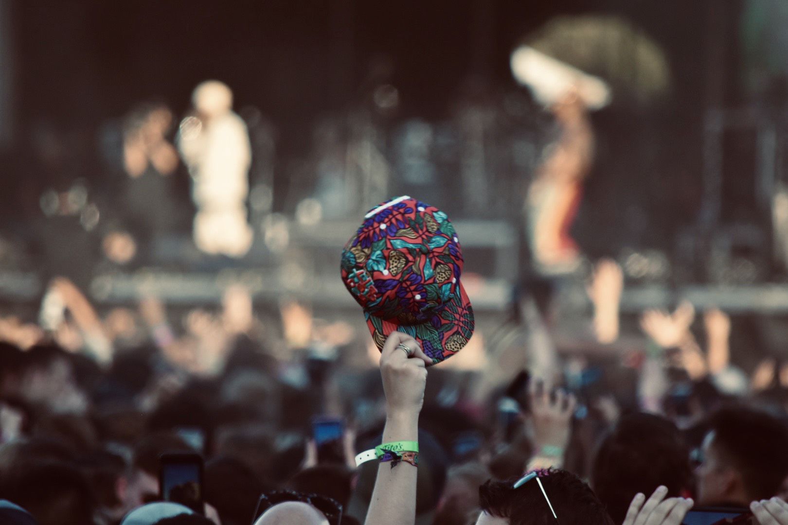 Lollapalooza hat